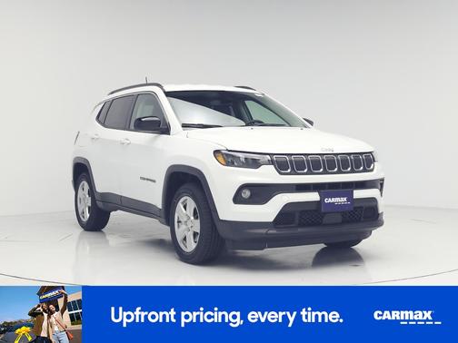 White 2022 Jeep Compass Latitude