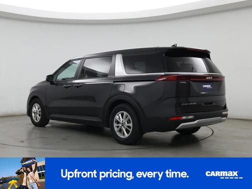 2022 Kia Carnival LX