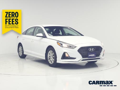 White 2019 Hyundai SONATA SE