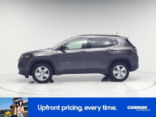 Gray 2022 Jeep Compass Latitude