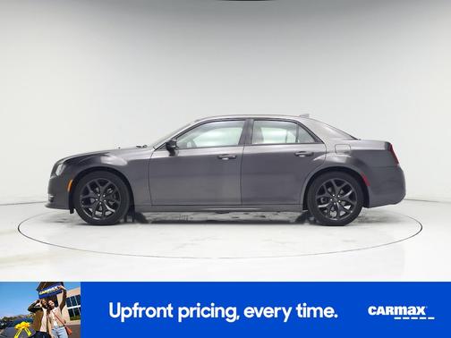 2023 Chrysler 300 Touring L