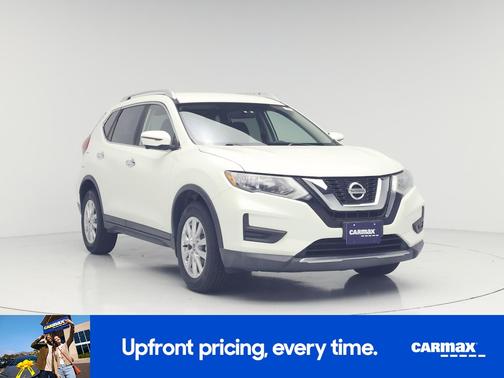 White 2017 Nissan Rogue SV