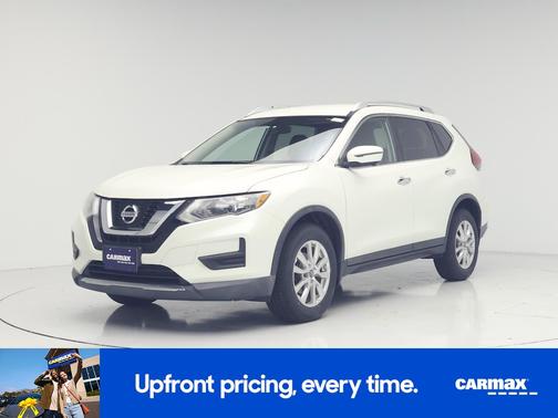 White 2017 Nissan Rogue SV