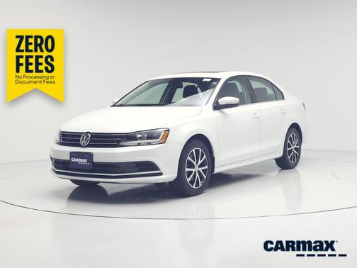 White 2017 Volkswagen Jetta SE