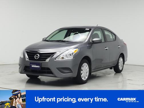 2016 Nissan Versa SV
