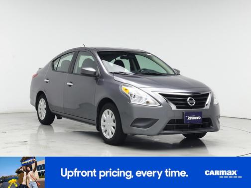 2016 Nissan Versa SV