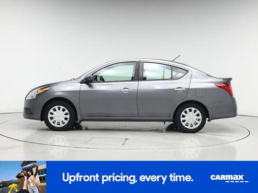 2016 Nissan Versa SV