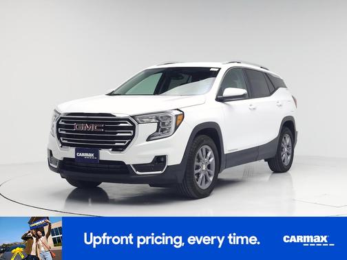 White 2023 GMC Terrain SLT