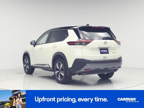 White 2023 Nissan Rogue SL