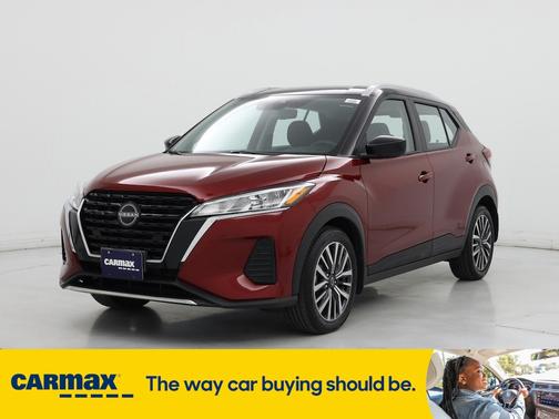 2022 Nissan Kicks SV