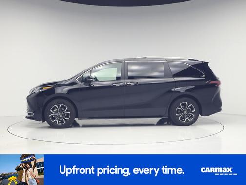 Black 2025 Toyota Sienna Platinum