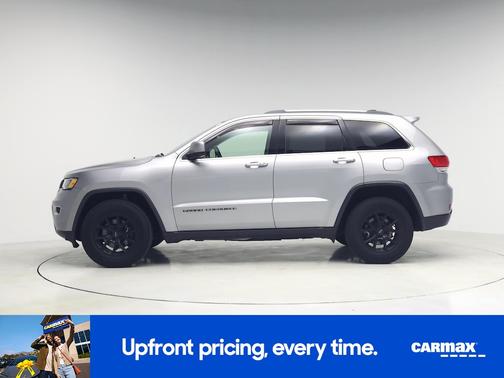 Silver 2017 Jeep Grand Cherokee Laredo E