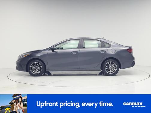 Gray 2024 Kia Forte LXS