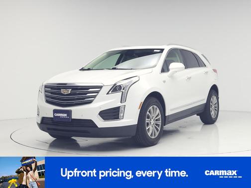 White 2019 Cadillac XT5 Luxury