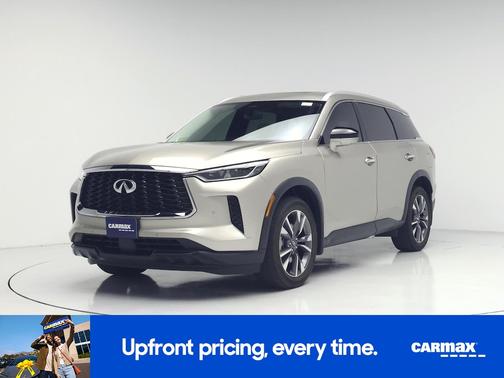 Silver 2023 INFINITI QX60 Luxe