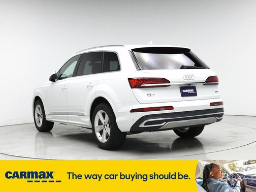 2023 Audi Q7 Premium Plus