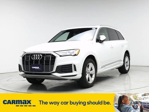 2023 Audi Q7 Premium Plus