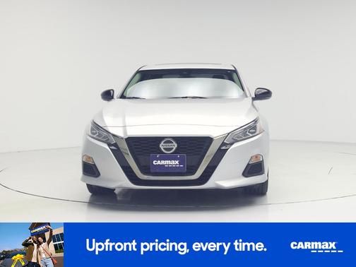 Gray 2020 Nissan Altima SR