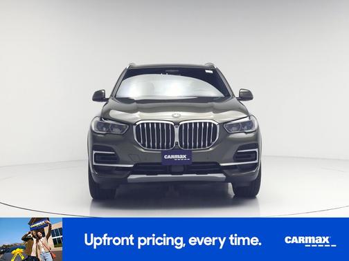 Green 2023 BMW X5 xDrive40i