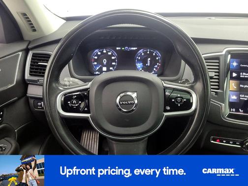 2020 Volvo XC90 T6 Momentum
