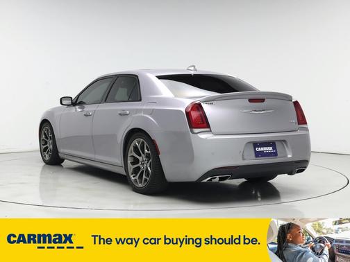 2018 Chrysler 300 S
