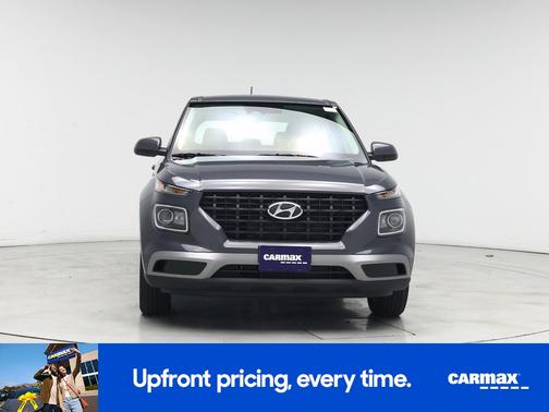2024 Hyundai VENUE SE