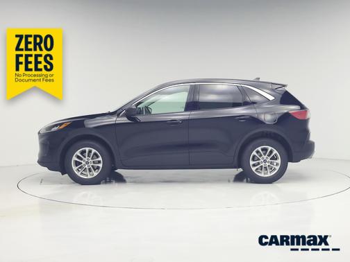 Black 2022 Ford Escape SE