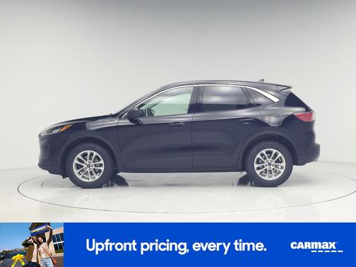 Black 2022 Ford Escape SE