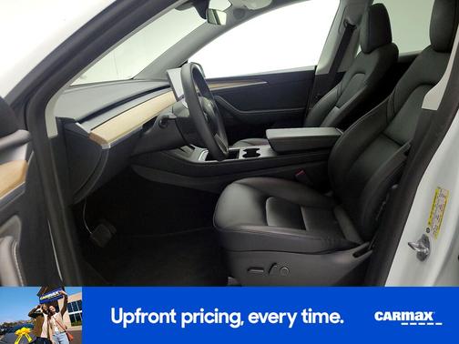 White 2024 Tesla Model Y Long Range