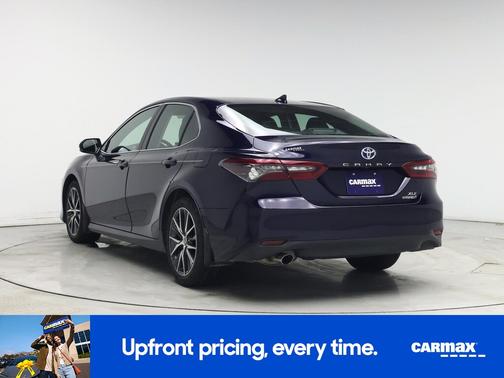 2022 Toyota Camry Hybrid XLE