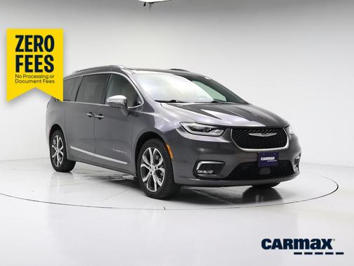 Gray 2021 Chrysler Pacifica Pinnacle
