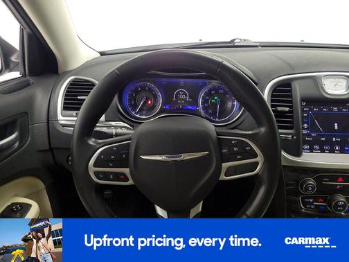 2020 Chrysler 300 Touring L