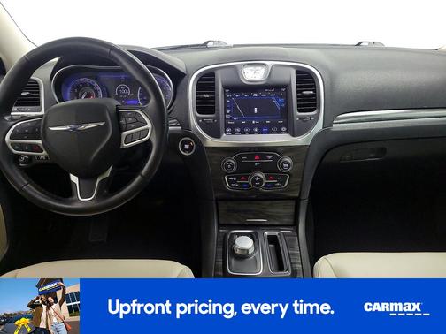 2020 Chrysler 300 Touring L