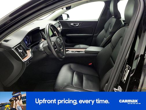 2021 Volvo S60 T6 Momentum