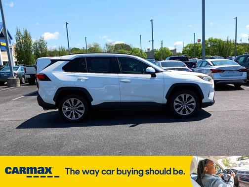 2020 Toyota RAV4 XLE Premium