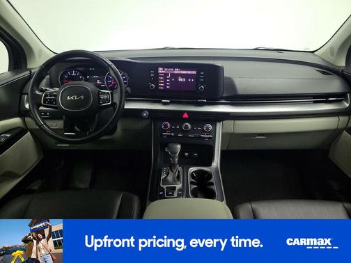 2024 Kia Carnival LX Seat Package