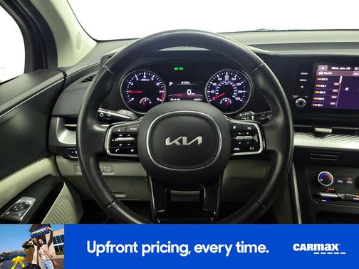 2024 Kia Carnival LX Seat Package