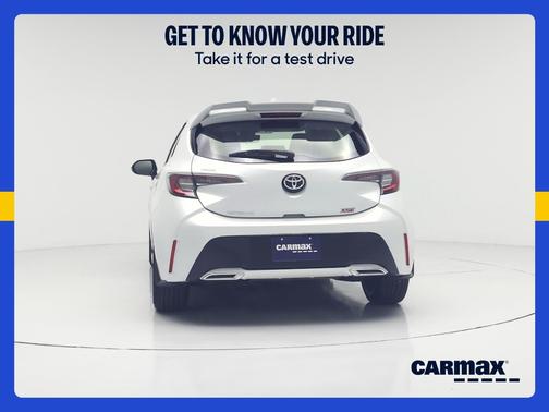 White 2022 Toyota Corolla Hatchback XSE