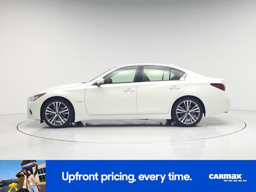 White 2018 INFINITI Q50 Hybrid Luxe