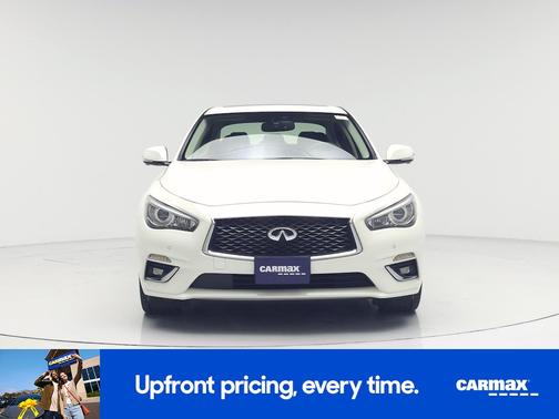 White 2018 INFINITI Q50 Hybrid Luxe