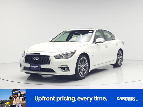White 2018 INFINITI Q50 Hybrid Luxe