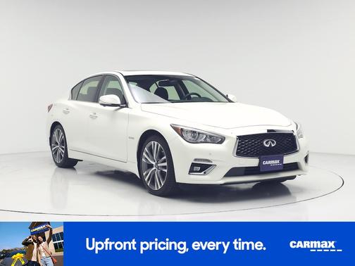 White 2018 INFINITI Q50 Hybrid Luxe