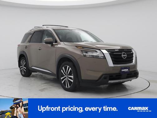 Tan 2024 Nissan Pathfinder Platinum