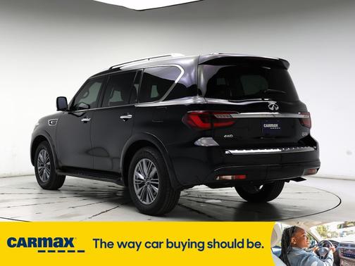 2022 INFINITI QX80 Luxe