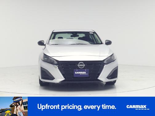 Silver 2024 Nissan Altima SV