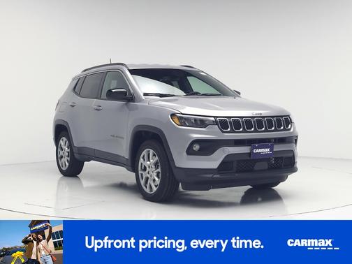Silver 2023 Jeep Compass Latitude Lux