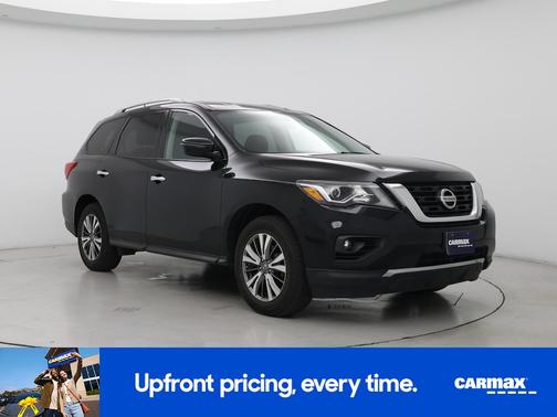 2018 Nissan Pathfinder SV