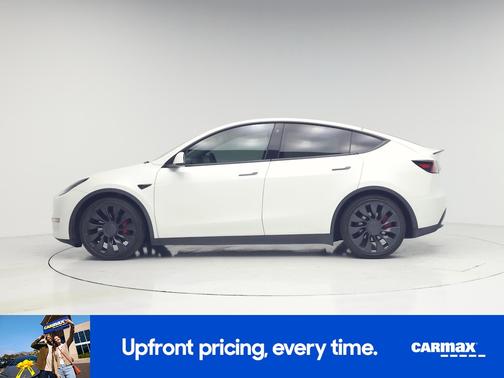 White 2023 Tesla Model Y Performance