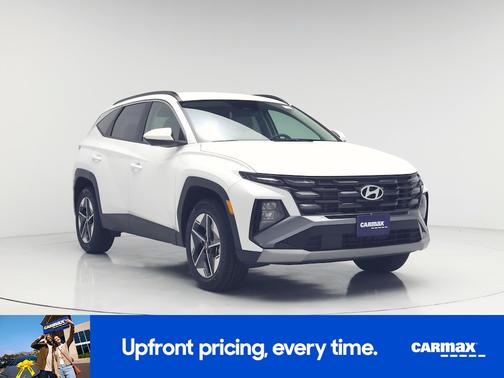 White 2025 Hyundai TUCSON SEL