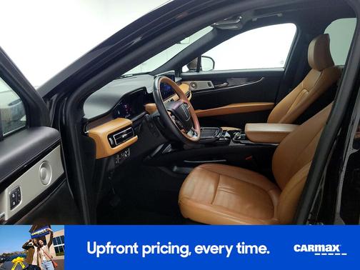 2022 Lincoln Nautilus Black Label